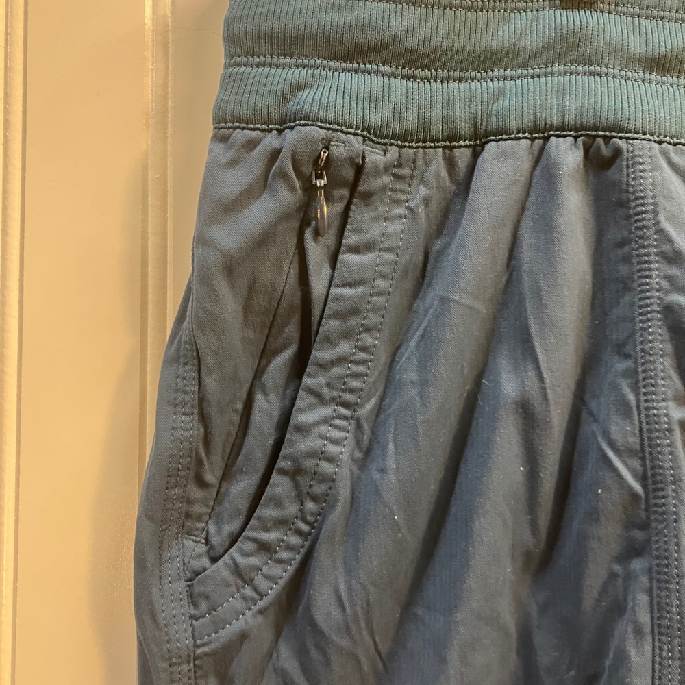 The North Face Aphrodite 2.0 Capri Blue Hiking Pants Womens XL Trail Gorpcore - Picture 5 of 11